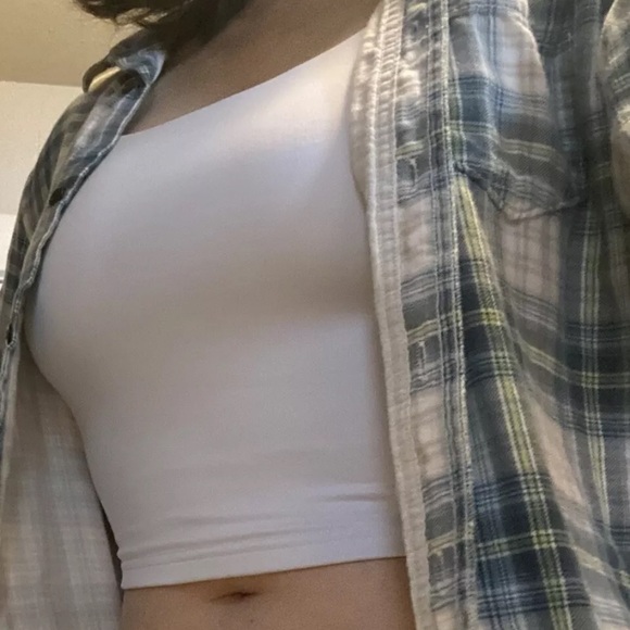 2-Crop Top by Reoria Size Medium Buttery Soft Sports Bra-1 White & 1 Black - Picture 2 of 11